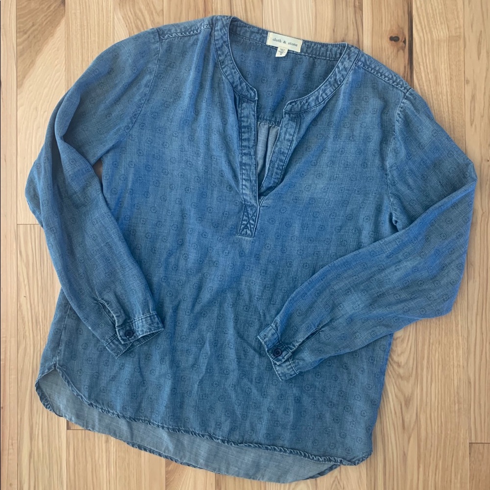 Cloth and stone chambray top